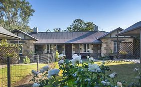 Stoneleigh Cottage Bed And Breakfast